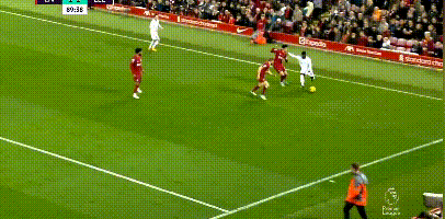 布冯：意大利唯一缺点是偶尔“短路”；无欧战踢是米兰的优势（布冯称意大利仅有短板是偶尔“断电”，米兰因无欧战更具优势）