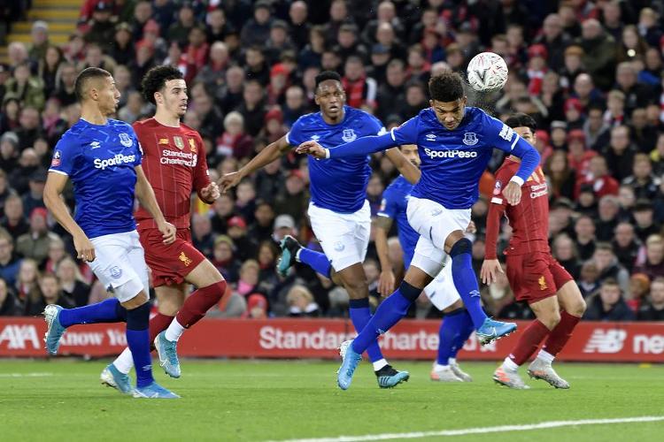 曼纳：不着急续约安古伊萨；丁丁手术成功；卢卡库几周内归队（曼纳：安古伊萨续约不必急；德布劳内手术成功；卢卡库预计数周内复出）