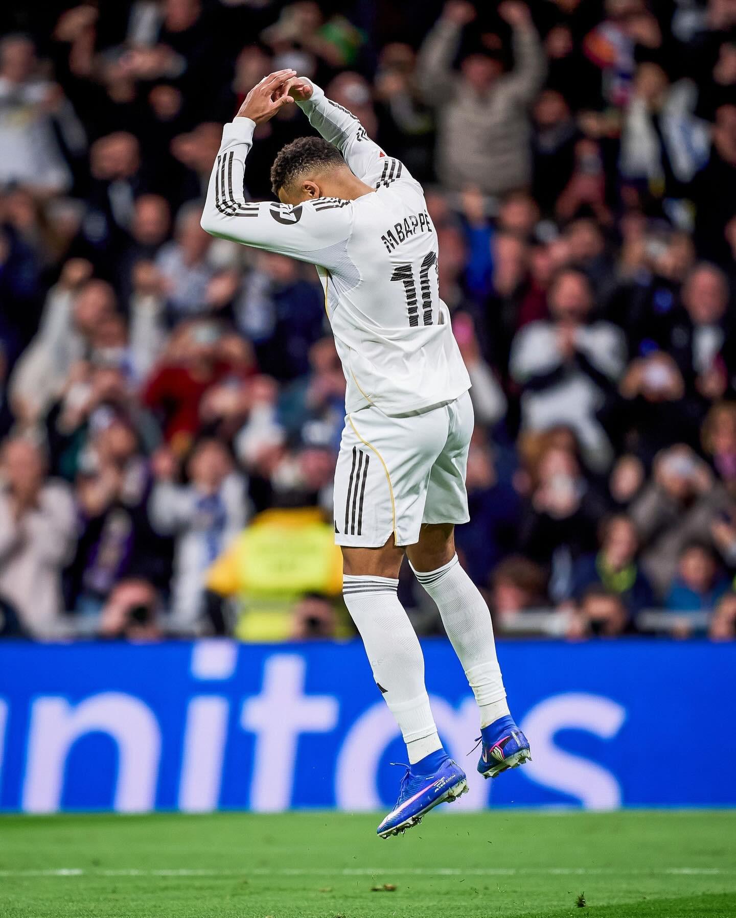 这队今天的状态像喝了能量药水（这队今天状态拉满，像按下了加速键）