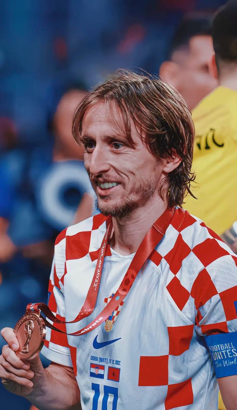 愿无大碍，圣保罗官方：奥斯卡出现心脏异常，送医后情况稳定（圣保罗官方通报：奥斯卡因心脏异常入院，情况已稳定，盼无大碍）