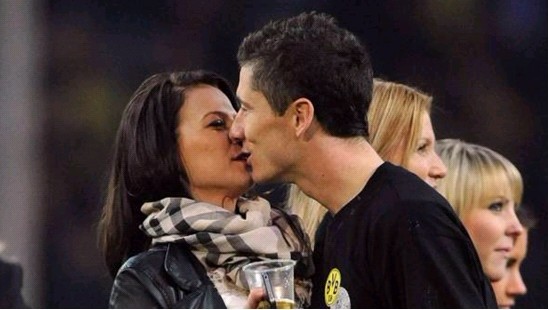 BLG官方：下路选手Elk即日起正式离队（BLG官宣：下路选手Elk即日起离队）