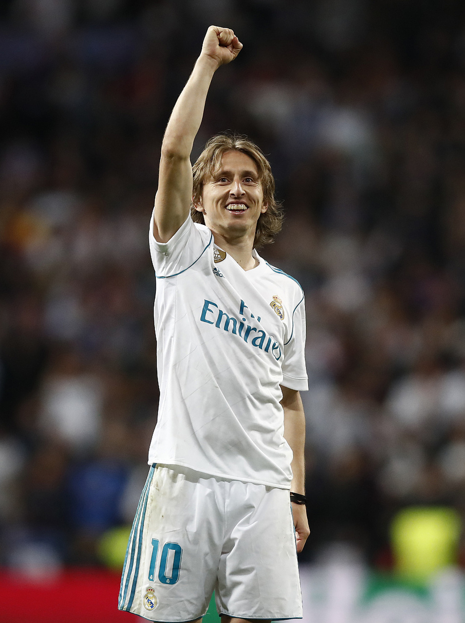 WTT总决赛：林诗栋／蒯曼1-3不敌林仲勋／申裕斌无缘决赛（林诗栋／蒯曼1-3负于林仲勋／申裕斌，WTT总决赛无缘争冠）