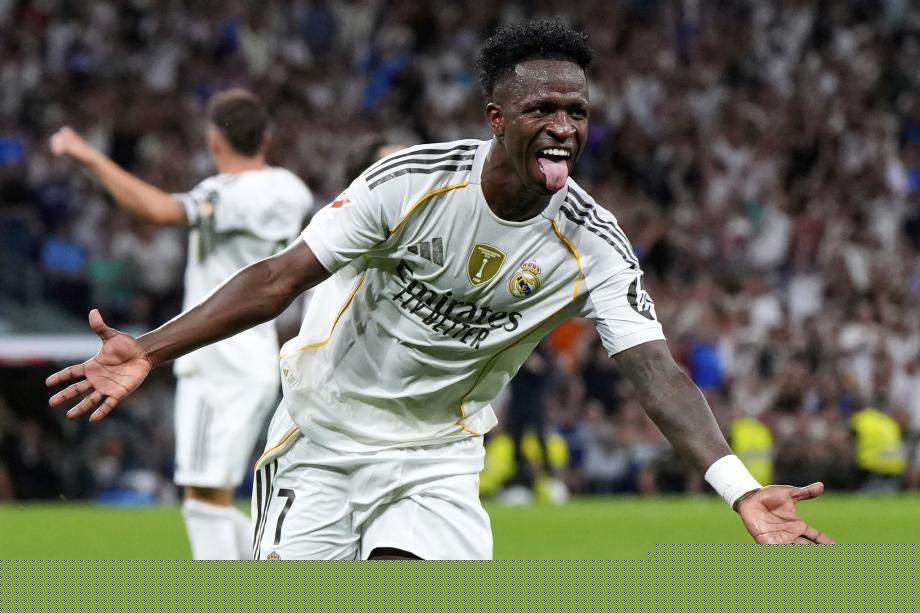 冠军搭档！德保罗已与梅西联手夺得5座冠军奖杯（梅西携手德保罗，已共同斩获5项冠军）